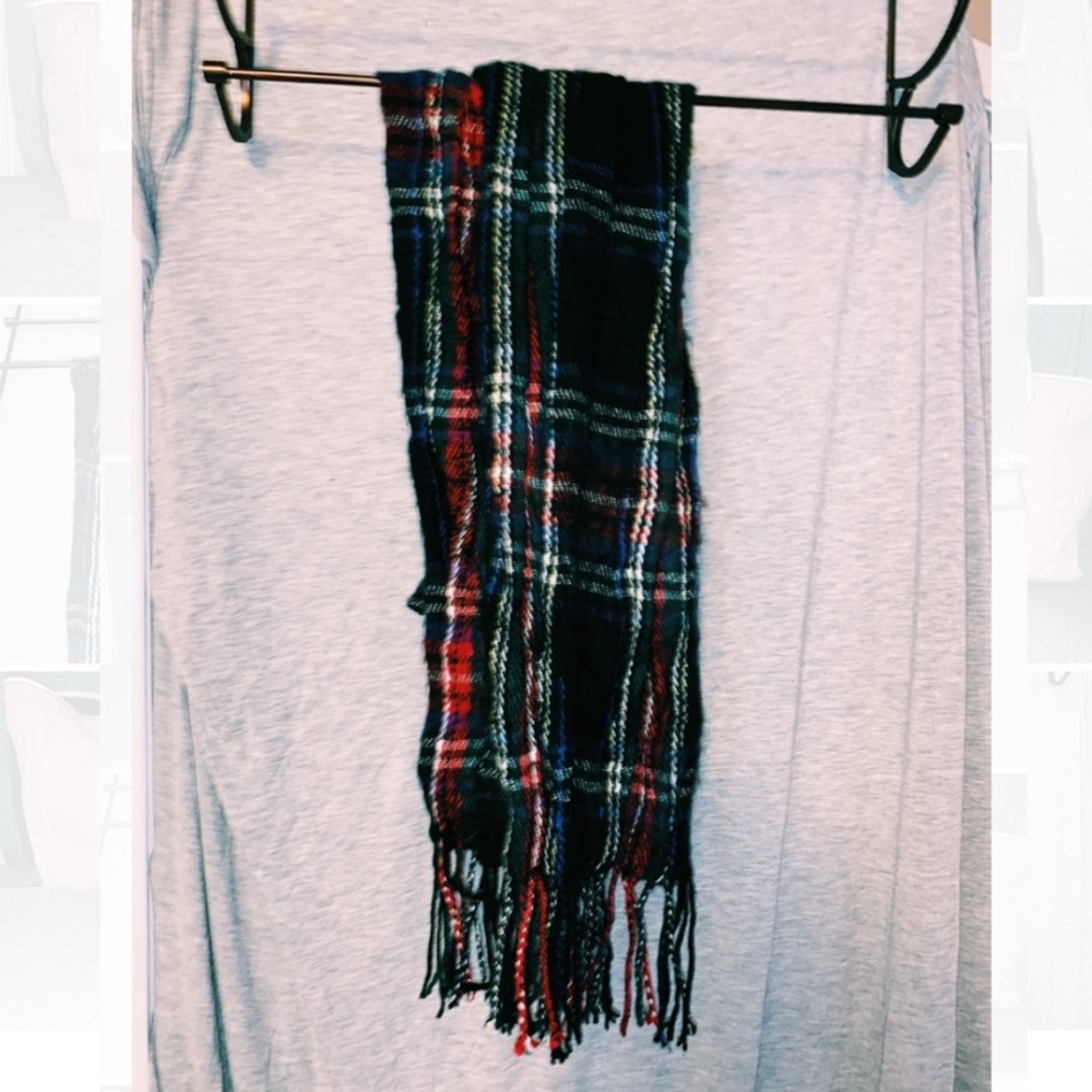 Plaid scarf